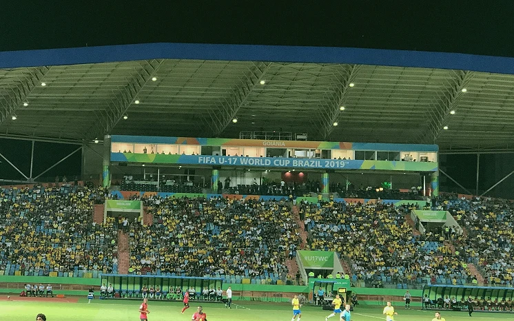 决赛球场内赛前准备实拍（拼定位球：最便宜的得分方式）
